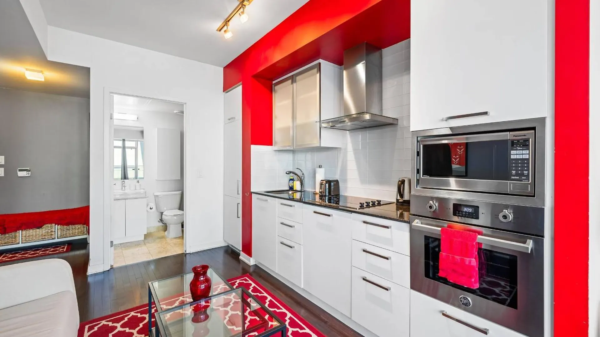 Ferienwohnung Cozy Gem In The Heart Of Toronto