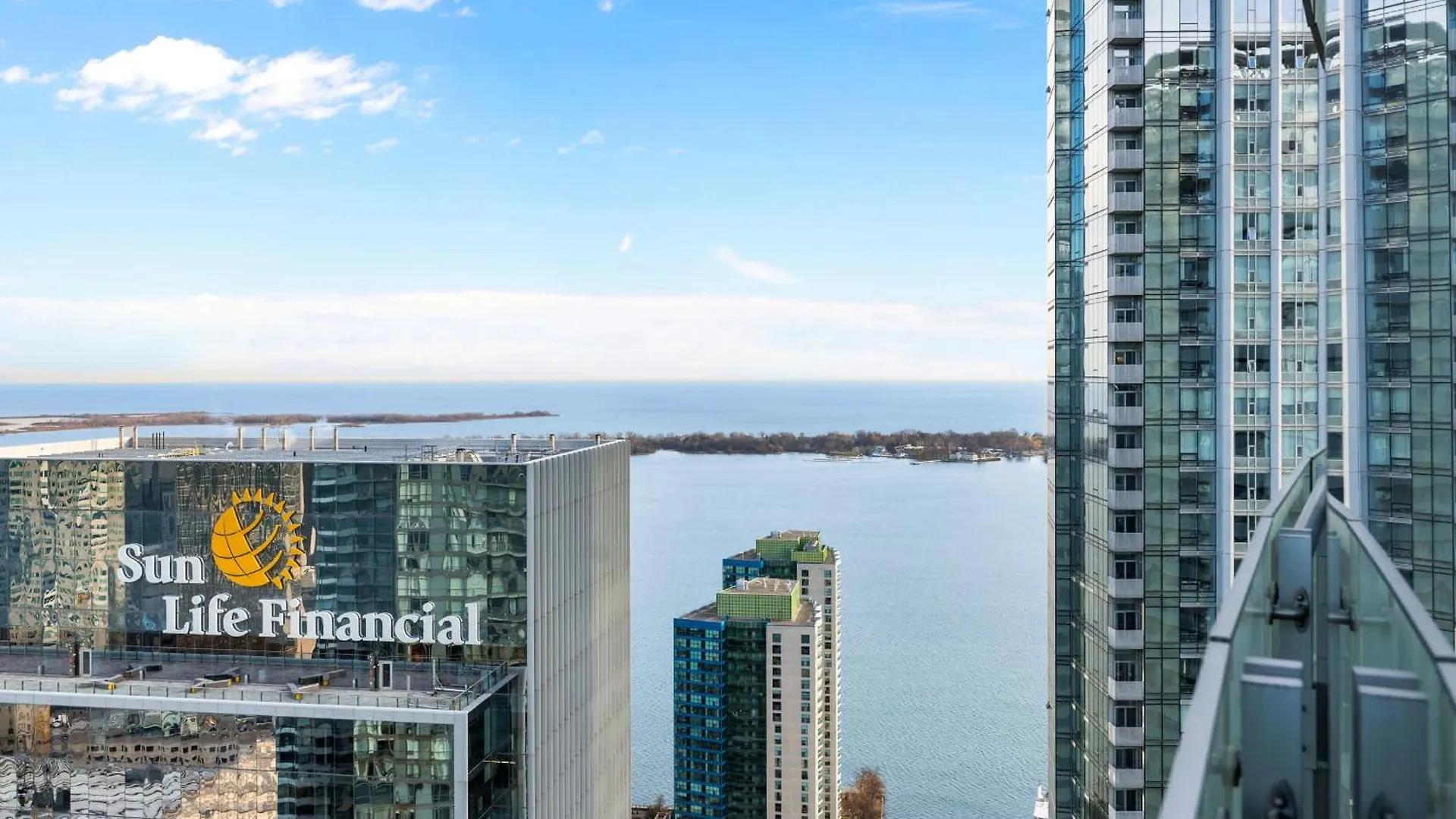 Ferienwohnung Cozy Gem In The Heart Of Toronto